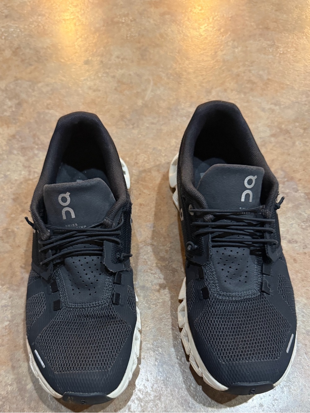 On  Cloud Running Shoes in Black. Size 7